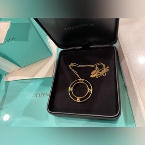 Tiffany yellow gold Atlas large pendant